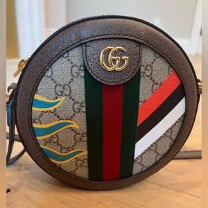 Gucci Ophidia round crossbody bag NEVER USED PRISTINE.
